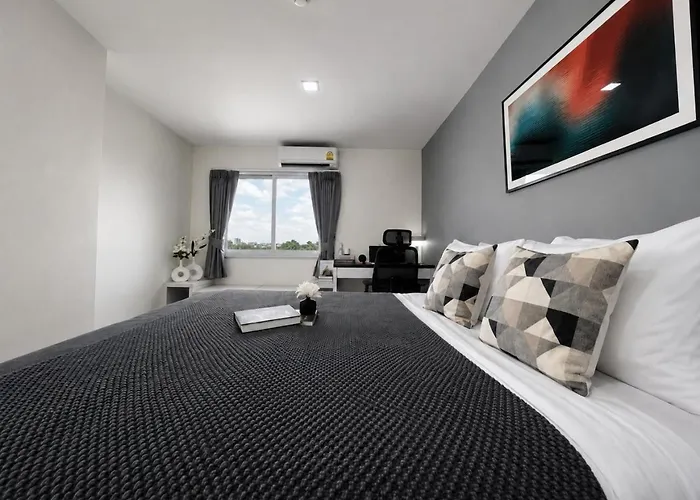 Apartment Modern Cityscape1br - Ultra Fast Wifi - Bts On Nut