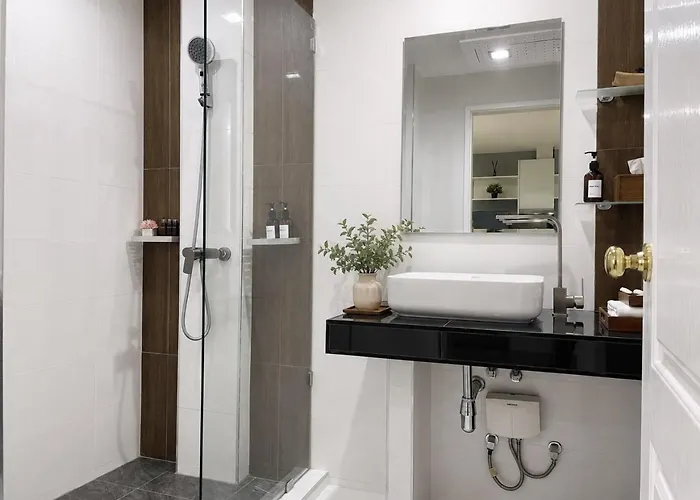 Modern Cityscape1br - Ultra Fast Wifi - Bts On Nut Apartment Bangkok